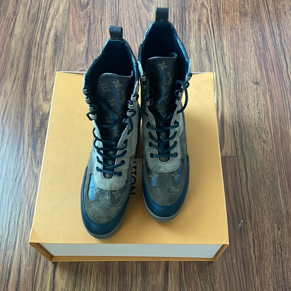 Louis Vuitton Suede Calfskin Monogram Laureate Platform Desert Boots